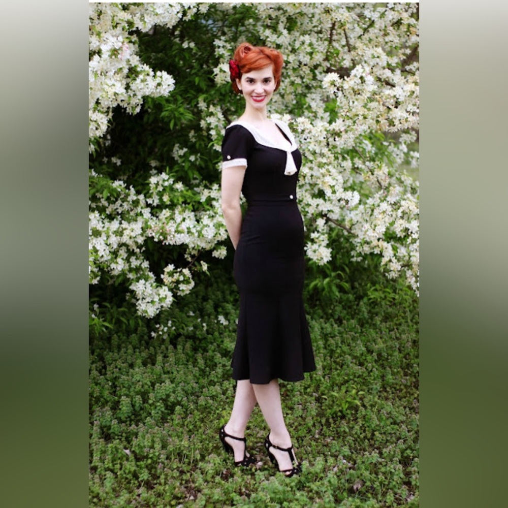Stop Staring Raileen Dress Black with Pink Trim
